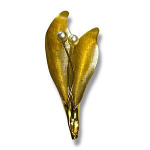 Vintage Signed Emmons Goldtone Faux Pearl Leaf Brooch 2.75"